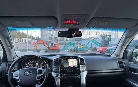 Toyota Land Cruiser 200, 2014 год, 3 440 000 рублей, 8 фотография