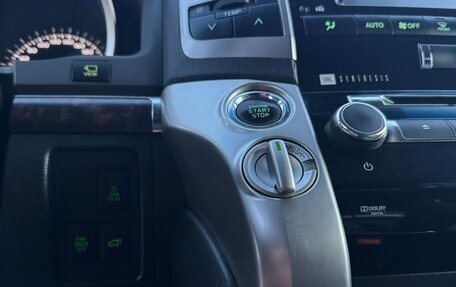 Toyota Land Cruiser 200, 2014 год, 3 440 000 рублей, 16 фотография