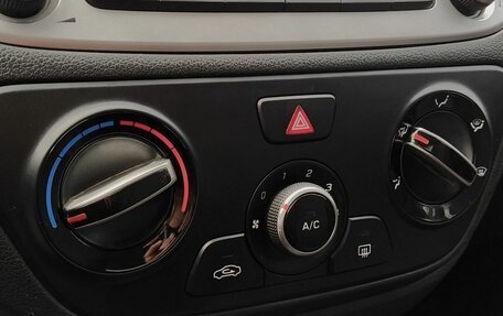 Hyundai Solaris II рестайлинг, 2018 год, 1 260 000 рублей, 14 фотография