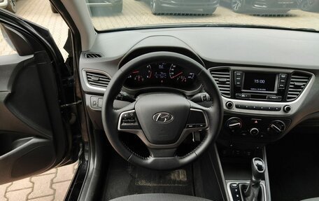 Hyundai Solaris II рестайлинг, 2018 год, 1 260 000 рублей, 24 фотография