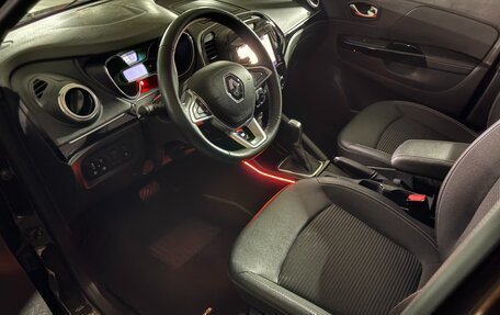 Renault Kaptur I рестайлинг, 2020 год, 1 900 000 рублей, 23 фотография
