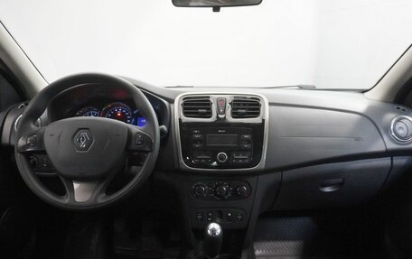 Renault Logan II, 2017 год, 898 000 рублей, 12 фотография