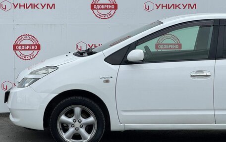 Toyota Prius, 2010 год, 699 000 рублей, 13 фотография