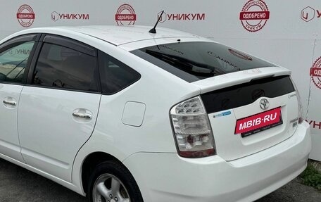 Toyota Prius, 2010 год, 699 000 рублей, 15 фотография