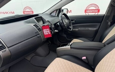 Toyota Prius, 2010 год, 699 000 рублей, 33 фотография