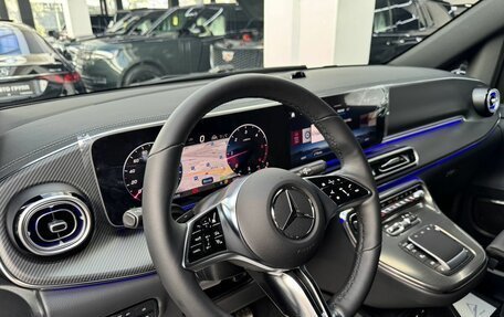 Mercedes-Benz V-Класс, 2026 год, 14 890 000 рублей, 16 фотография
