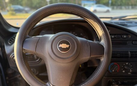 Chevrolet Niva I рестайлинг, 2012 год, 550 000 рублей, 14 фотография