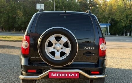 Chevrolet Niva I рестайлинг, 2012 год, 550 000 рублей, 4 фотография