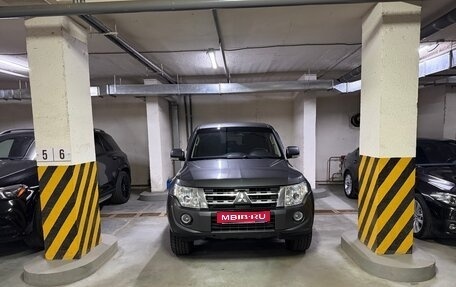 Mitsubishi Pajero IV, 2013 год, 1 890 000 рублей, 1 фотография