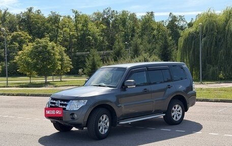 Mitsubishi Pajero IV, 2013 год, 1 890 000 рублей, 3 фотография