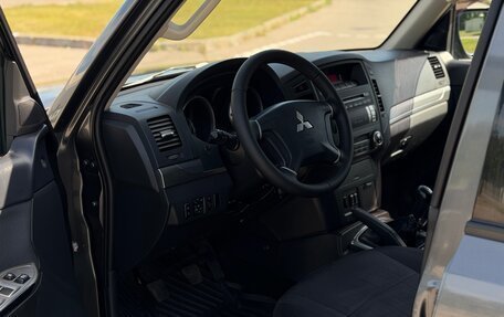 Mitsubishi Pajero IV, 2013 год, 1 890 000 рублей, 16 фотография