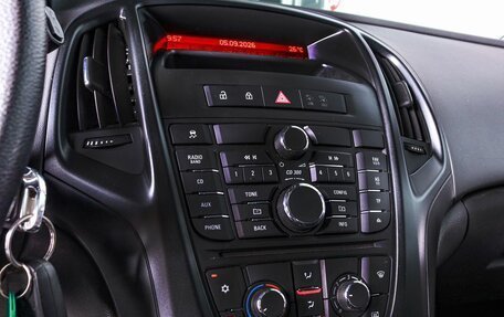 Opel Astra J, 2014 год, 900 000 рублей, 11 фотография