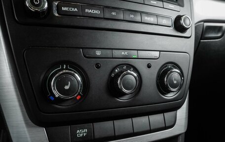 Skoda Yeti I рестайлинг, 2014 год, 949 000 рублей, 15 фотография