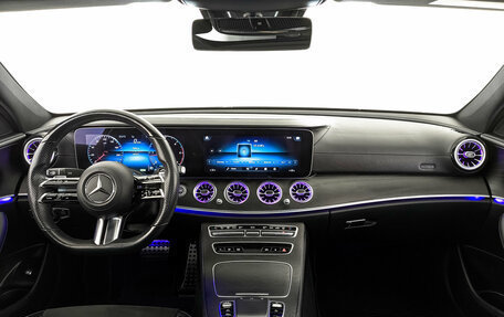 Mercedes-Benz E-Класс, 2021 год, 4 590 000 рублей, 14 фотография