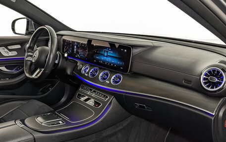 Mercedes-Benz E-Класс, 2021 год, 4 590 000 рублей, 13 фотография