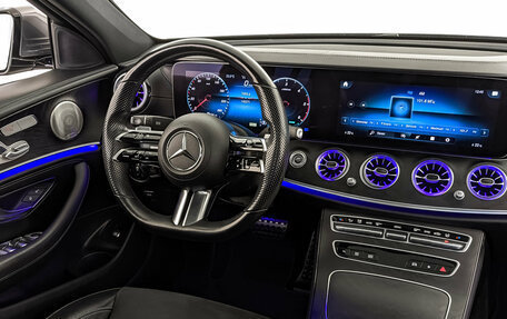 Mercedes-Benz E-Класс, 2021 год, 4 590 000 рублей, 30 фотография