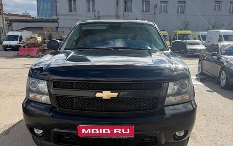 Chevrolet Tahoe III, 2008 год, 1 600 000 рублей, 1 фотография