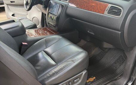 Chevrolet Tahoe III, 2008 год, 1 600 000 рублей, 5 фотография