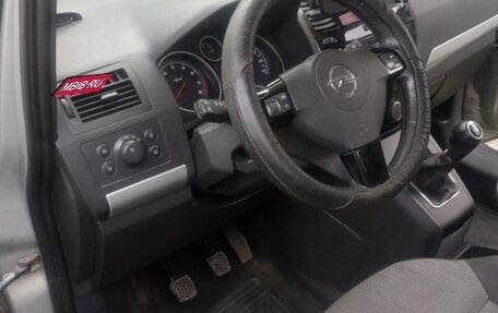 Opel Zafira B, 2011 год, 625 000 рублей, 5 фотография