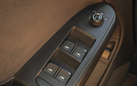 Audi A4, 2011 год, 1 360 000 рублей, 23 фотография