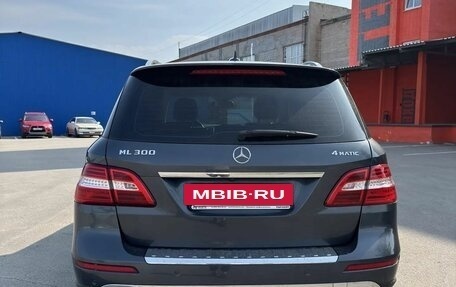 Mercedes-Benz M-Класс, 2014 год, 2 800 рублей, 5 фотография