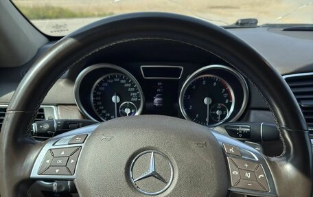 Mercedes-Benz M-Класс, 2014 год, 2 800 рублей, 13 фотография
