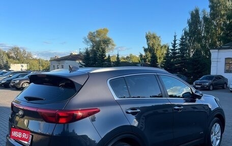 KIA Sportage IV рестайлинг, 2018 год, 1 750 000 рублей, 4 фотография