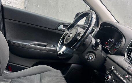 KIA Sportage IV рестайлинг, 2018 год, 1 750 000 рублей, 13 фотография