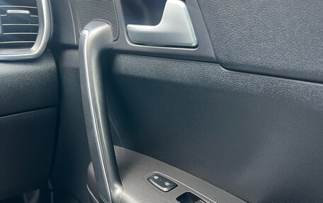 KIA Sportage IV рестайлинг, 2018 год, 1 750 000 рублей, 15 фотография