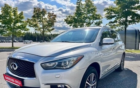 Infiniti QX60 I рестайлинг, 2018 год, 1 800 000 рублей, 3 фотография