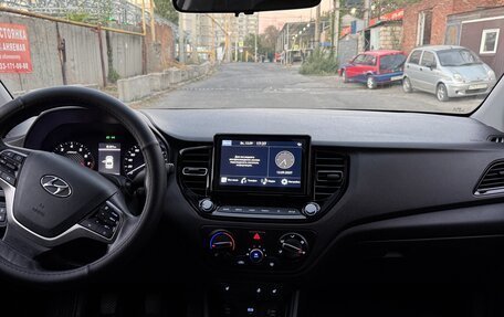 Hyundai Solaris II рестайлинг, 2021 год, 1 530 000 рублей, 7 фотография