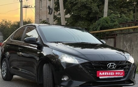 Hyundai Solaris II рестайлинг, 2021 год, 1 530 000 рублей, 9 фотография