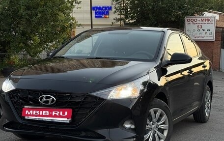 Hyundai Solaris II рестайлинг, 2021 год, 1 530 000 рублей, 8 фотография