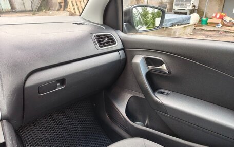 Volkswagen Polo VI (EU Market), 2013 год, 490 000 рублей, 11 фотография