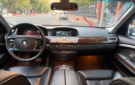 BMW 7 серия, 2006 год, 950 000 рублей, 10 фотография
