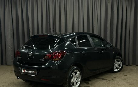 Opel Astra J, 2011 год, 599 999 рублей, 4 фотография