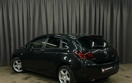 Opel Astra J, 2011 год, 599 999 рублей, 3 фотография