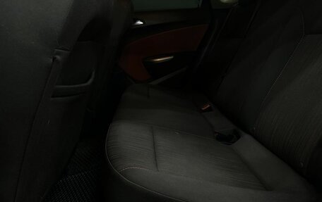 Opel Astra J, 2011 год, 599 999 рублей, 16 фотография