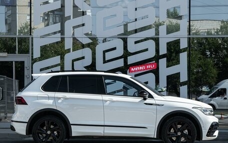 Volkswagen Tiguan II, 2021 год, 3 900 000 рублей, 5 фотография