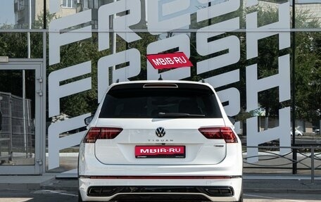 Volkswagen Tiguan II, 2021 год, 3 900 000 рублей, 4 фотография