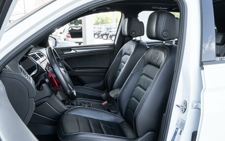 Volkswagen Tiguan II, 2021 год, 3 900 000 рублей, 15 фотография