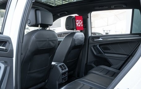 Volkswagen Tiguan II, 2021 год, 3 900 000 рублей, 16 фотография