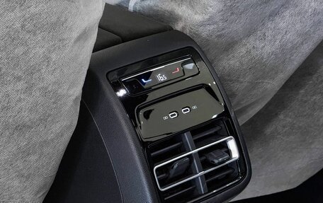 Volkswagen Tiguan, 2026 год, 4 990 000 рублей, 27 фотография