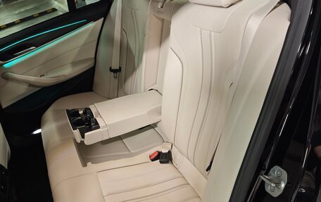 BMW 5 серия, 2021 год, 4 990 000 рублей, 18 фотография
