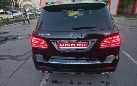 Mercedes-Benz GLE, 2016 год, 4 000 000 рублей, 13 фотография