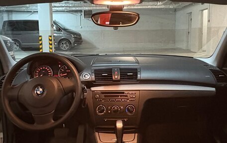 BMW 1 серия, 2010 год, 749 000 рублей, 11 фотография
