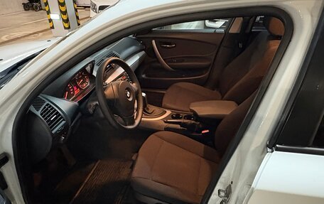 BMW 1 серия, 2010 год, 749 000 рублей, 8 фотография