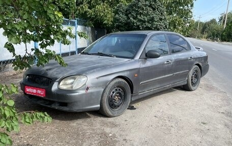 Hyundai Sonata IV рестайлинг, 1999 год, 239 000 рублей, 1 фотография