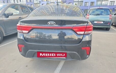 KIA Rio IV, 2017 год, 1 100 000 рублей, 6 фотография