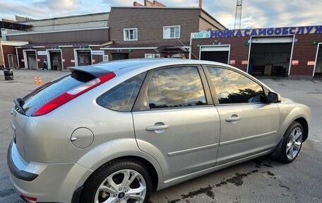 Ford Focus II рестайлинг, 2006 год, 599 999 рублей, 2 фотография
